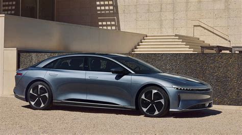 lucid air pure delivery date